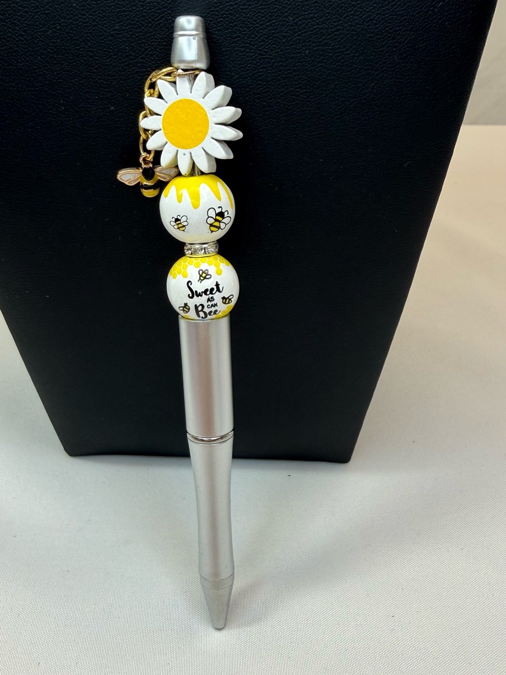 Bee OR Butterfly Themed Daisy Charm Handmade Silver Ballpoint Pen Yellow & White